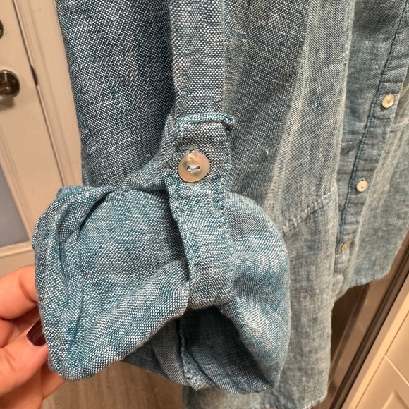 Blue 100% Linen Tahari Long Button Up Shirt - Picture 4 of 6